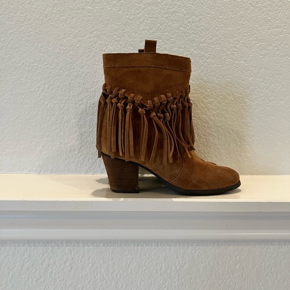 Sbicca vintage collection brown fringed ankle boot